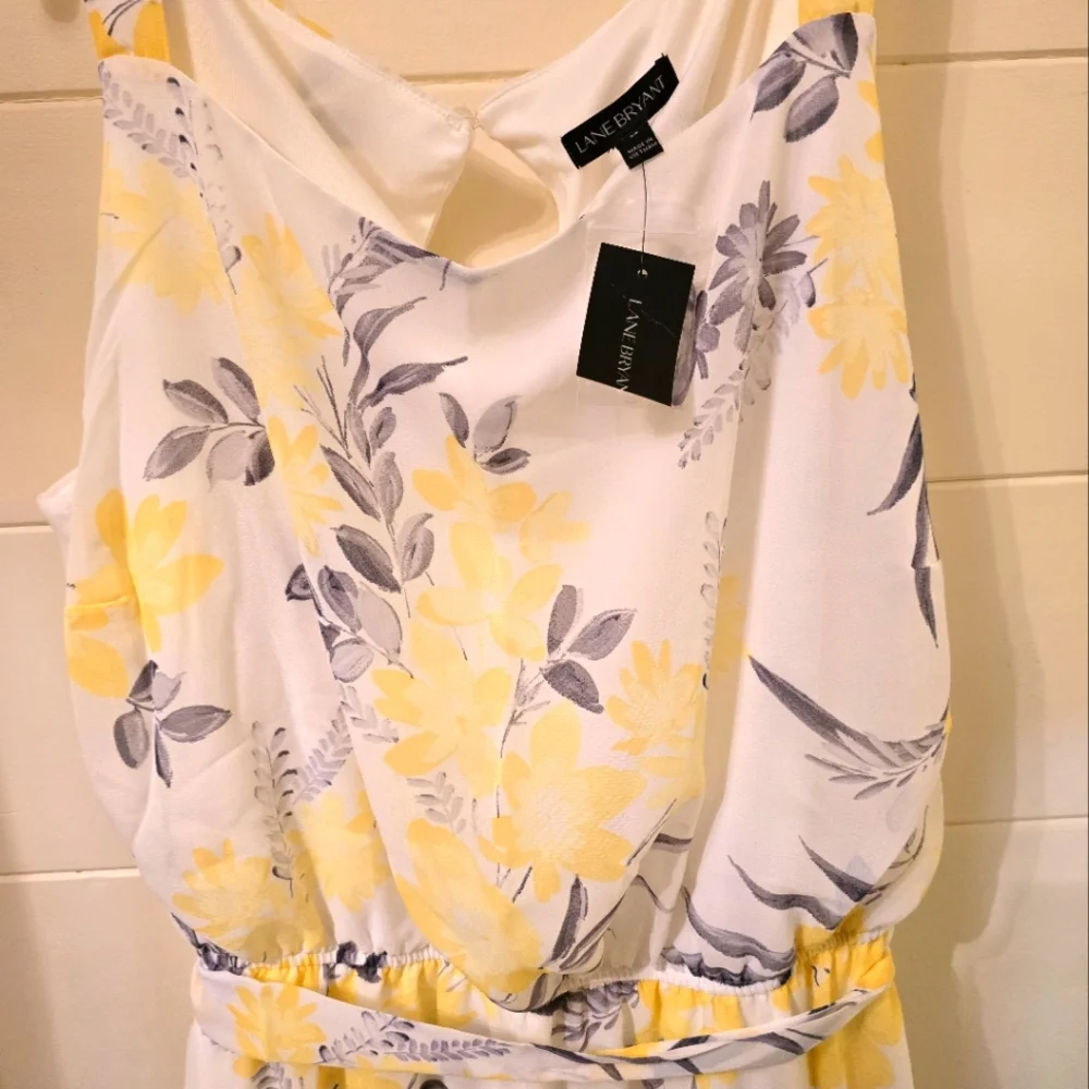 NWT Lane Bryant - Yellow Floral Dress - Women’s Sz 18 - Picture 2 of 4
